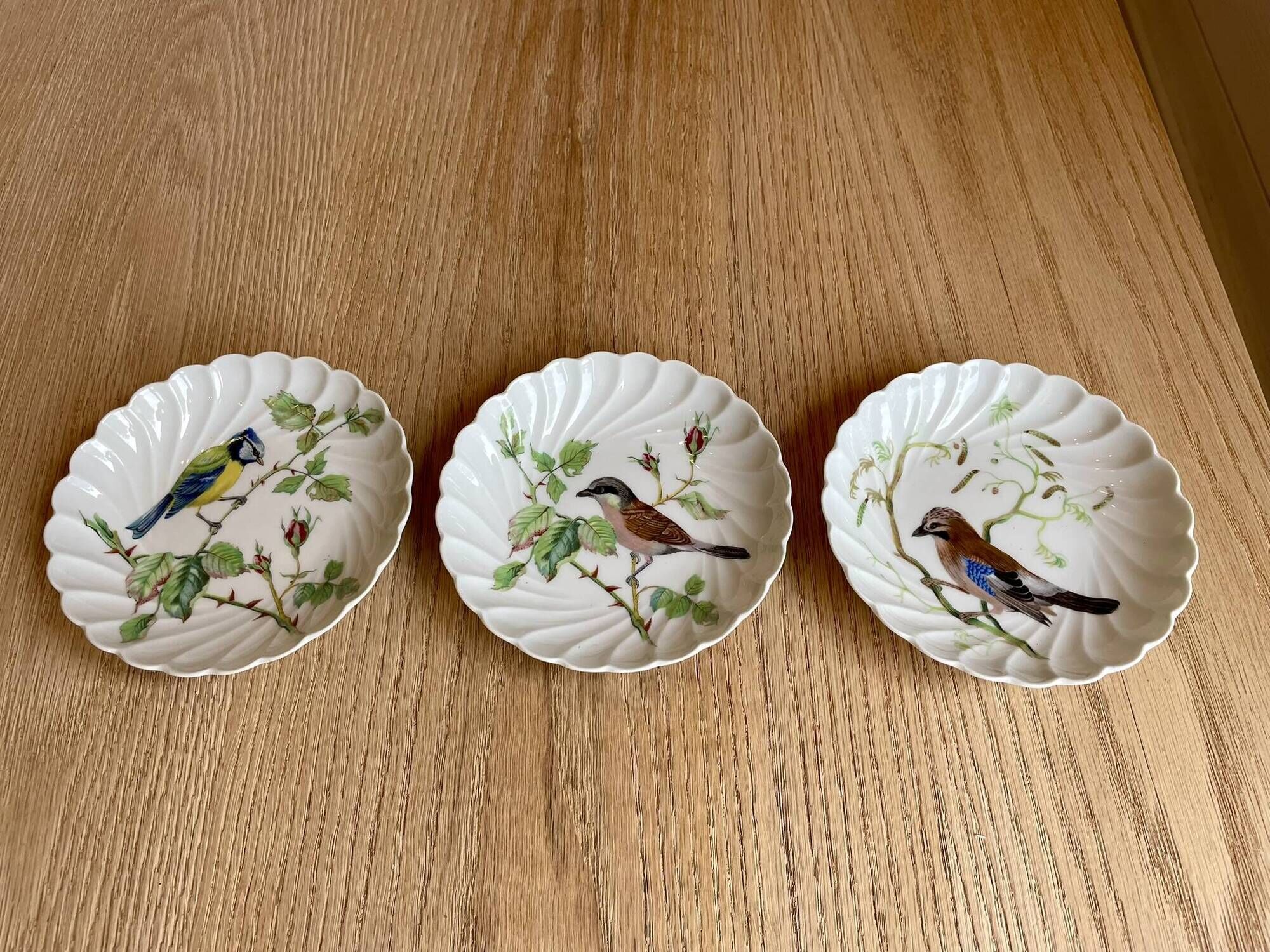 3 small plates / bowls in Limoges Haviland porcelain – Bird design