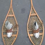 Ancienne paire de raquette de neige