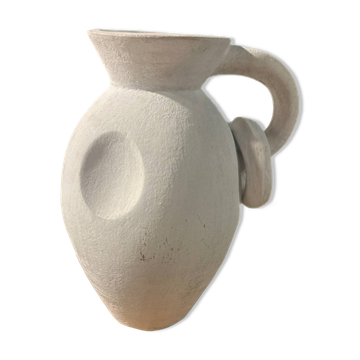 White vase