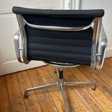 Vitra Conference EA108, polished black