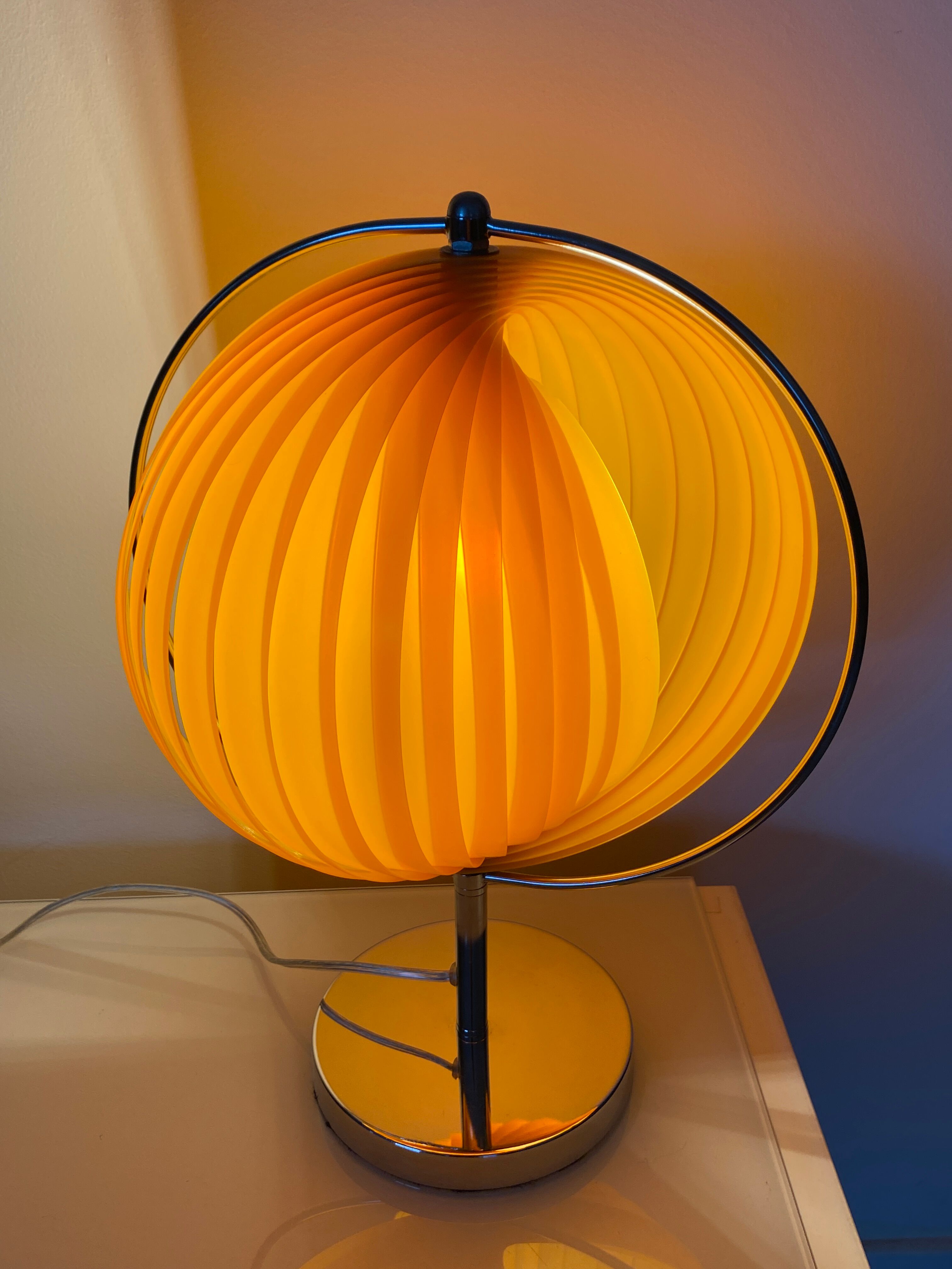 Vintage moon table lamp