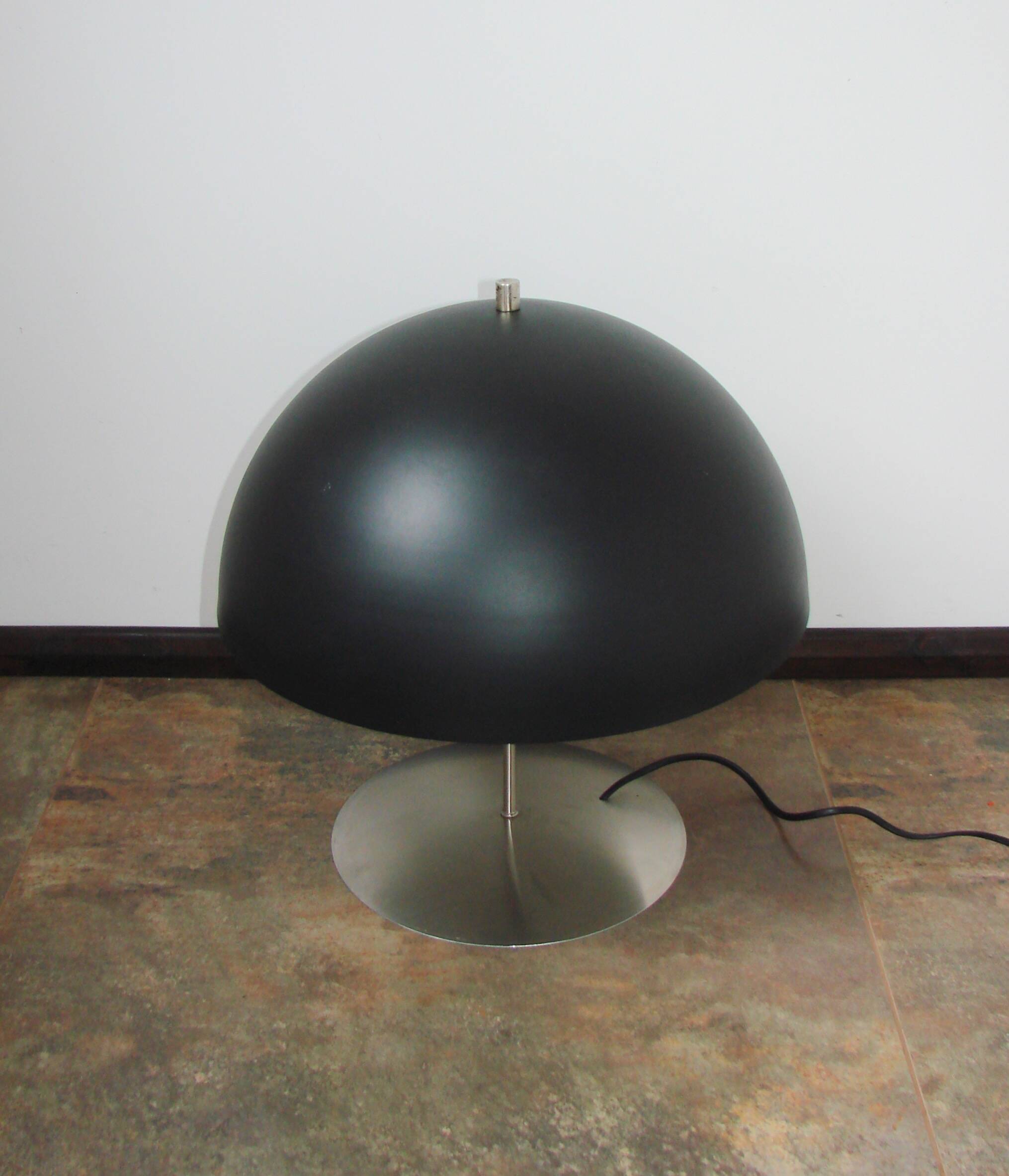Modern table lamp – 1980s, metal, black shade, 2x E27