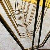 Scoubidou magazines rack