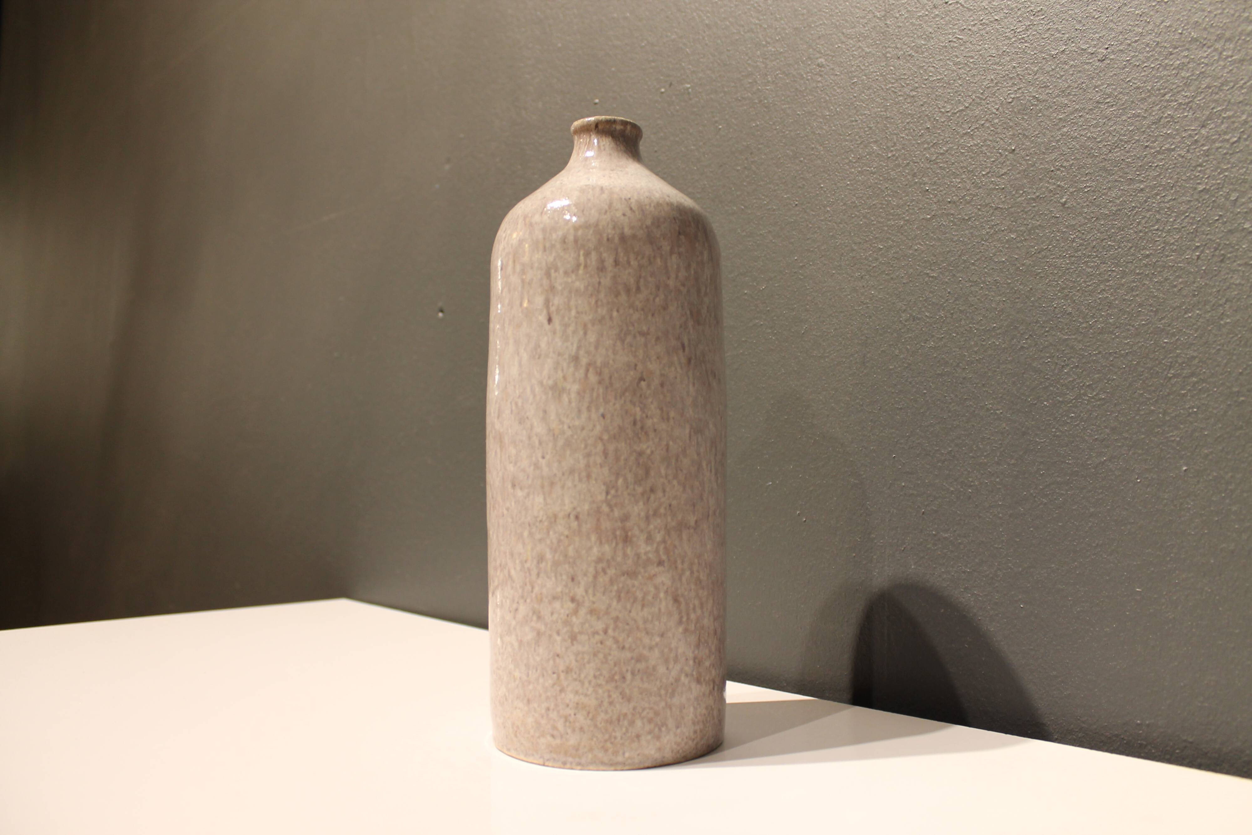 Vase bouteille en céramique, Poterie d'Accolay