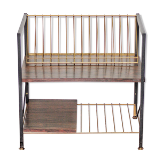 Extra furniture range newspapers/library