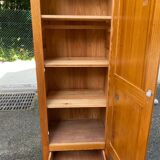 Scandinavian single-door solid wood wardrobe with hanging space