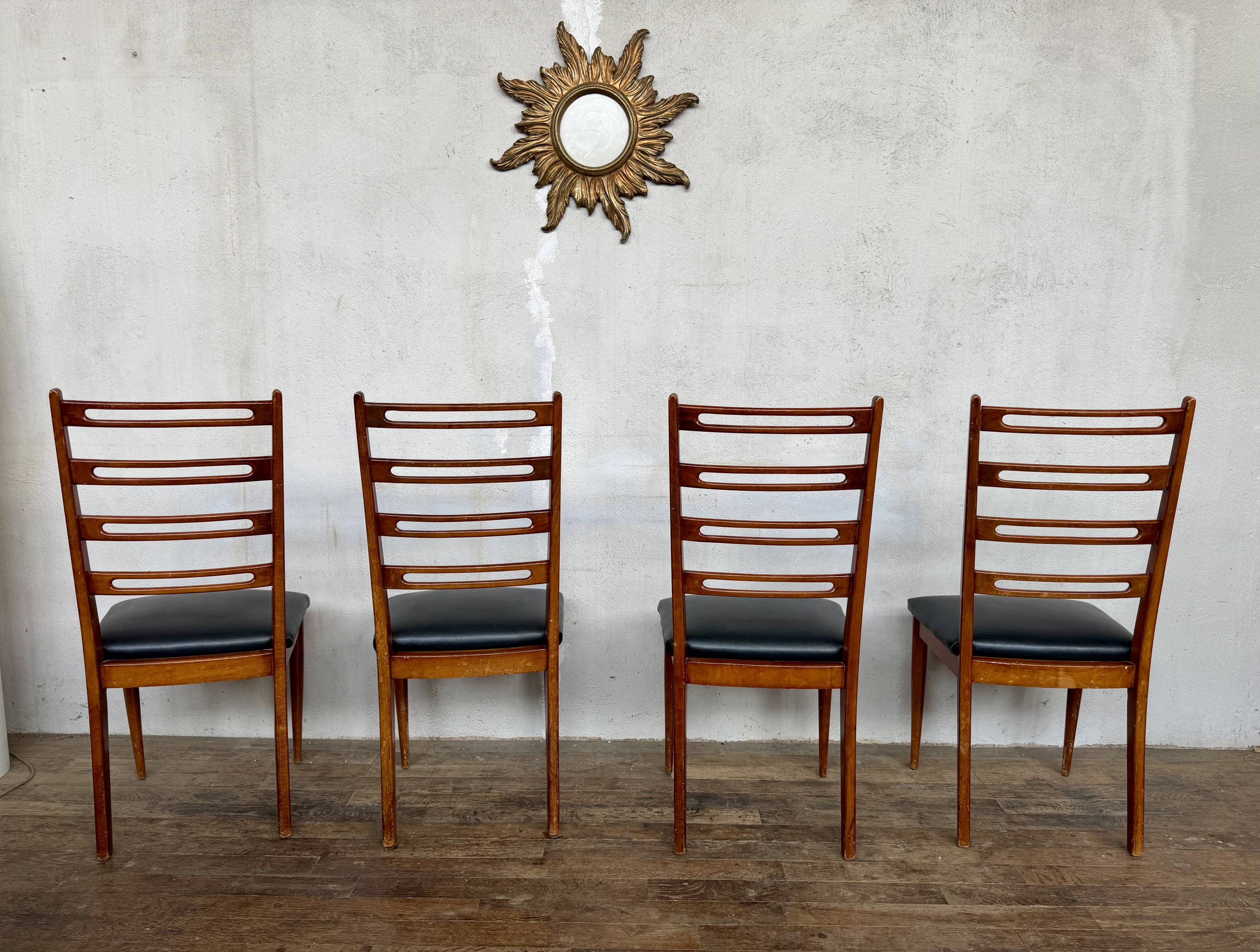Set of 4 Scandinavian chairs