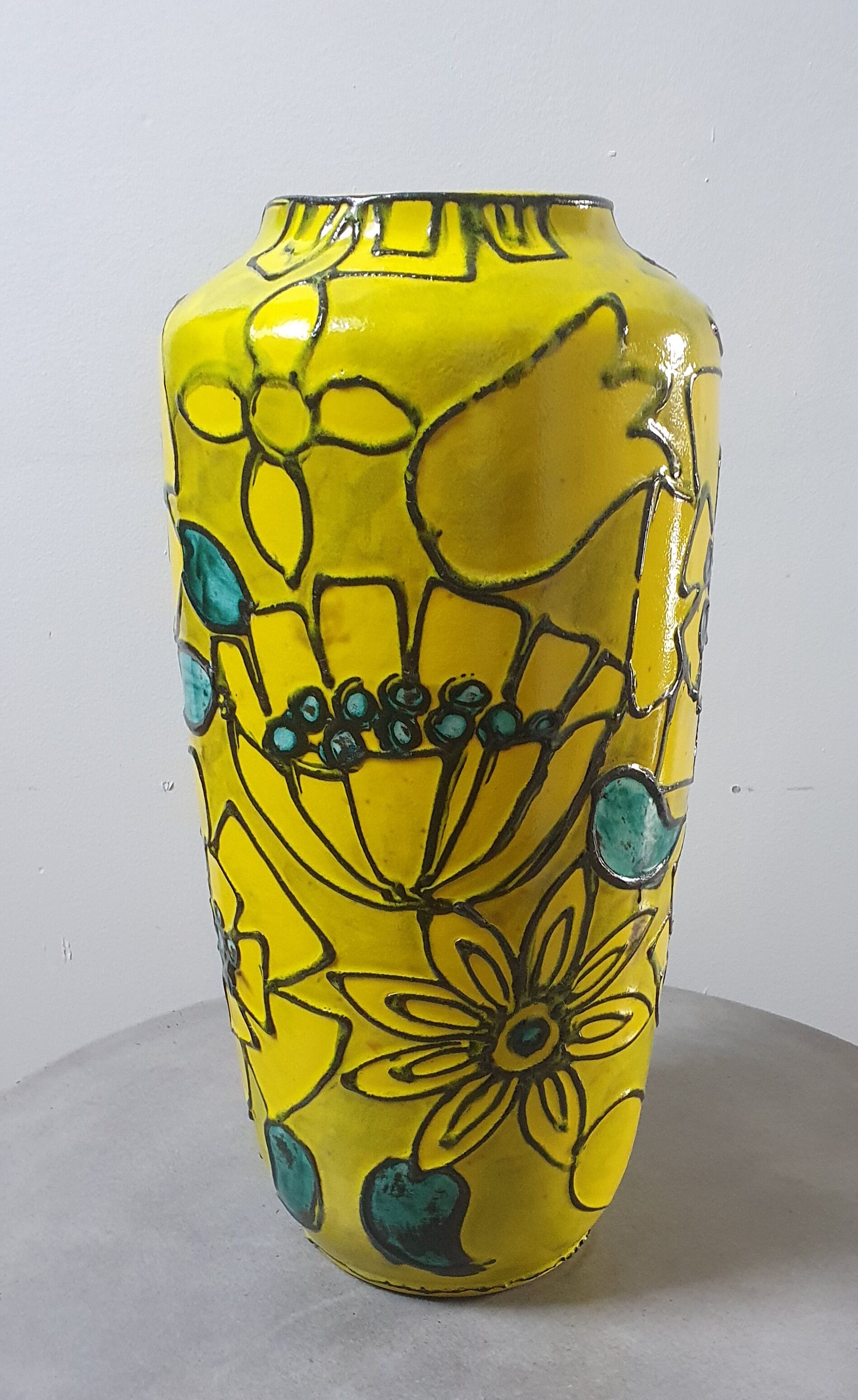 Ceramic vase