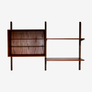 Wall system teak Cadovius storefront and shelves
