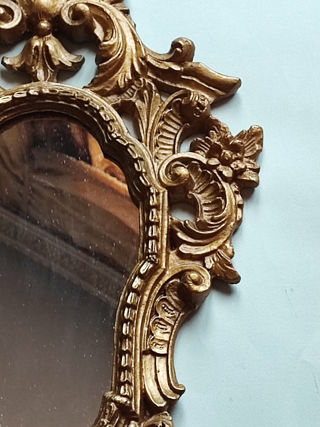 Giltwood mirror