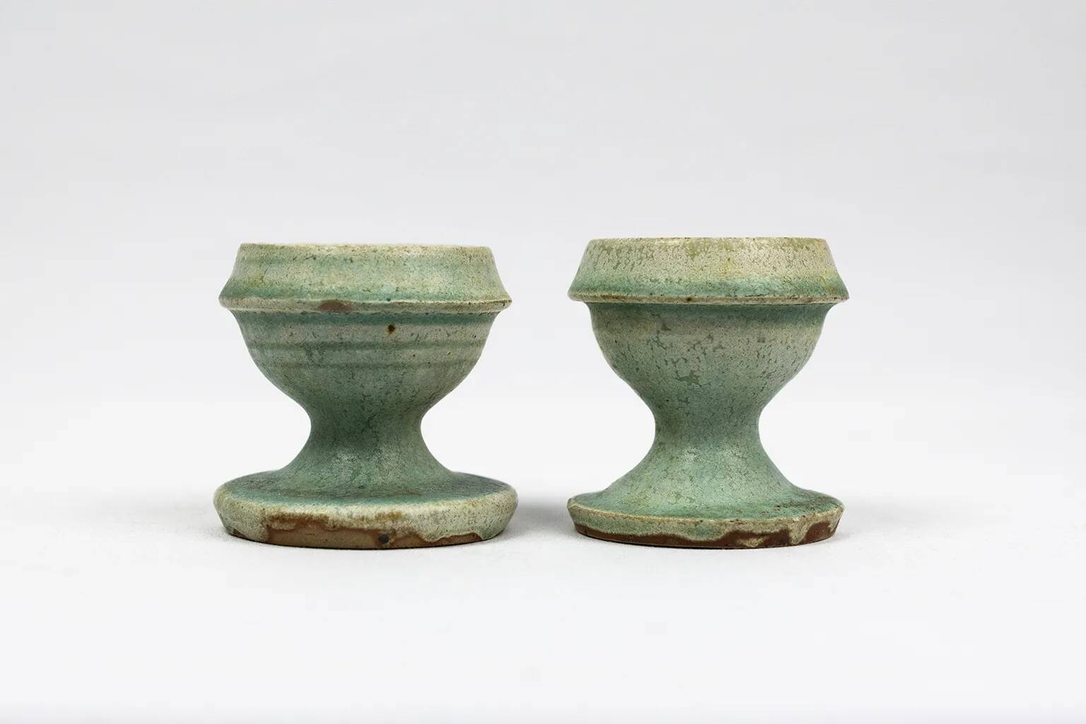Pair of egg cups/candle holders by Alexandre Bigot – Art Nouveau stoneware