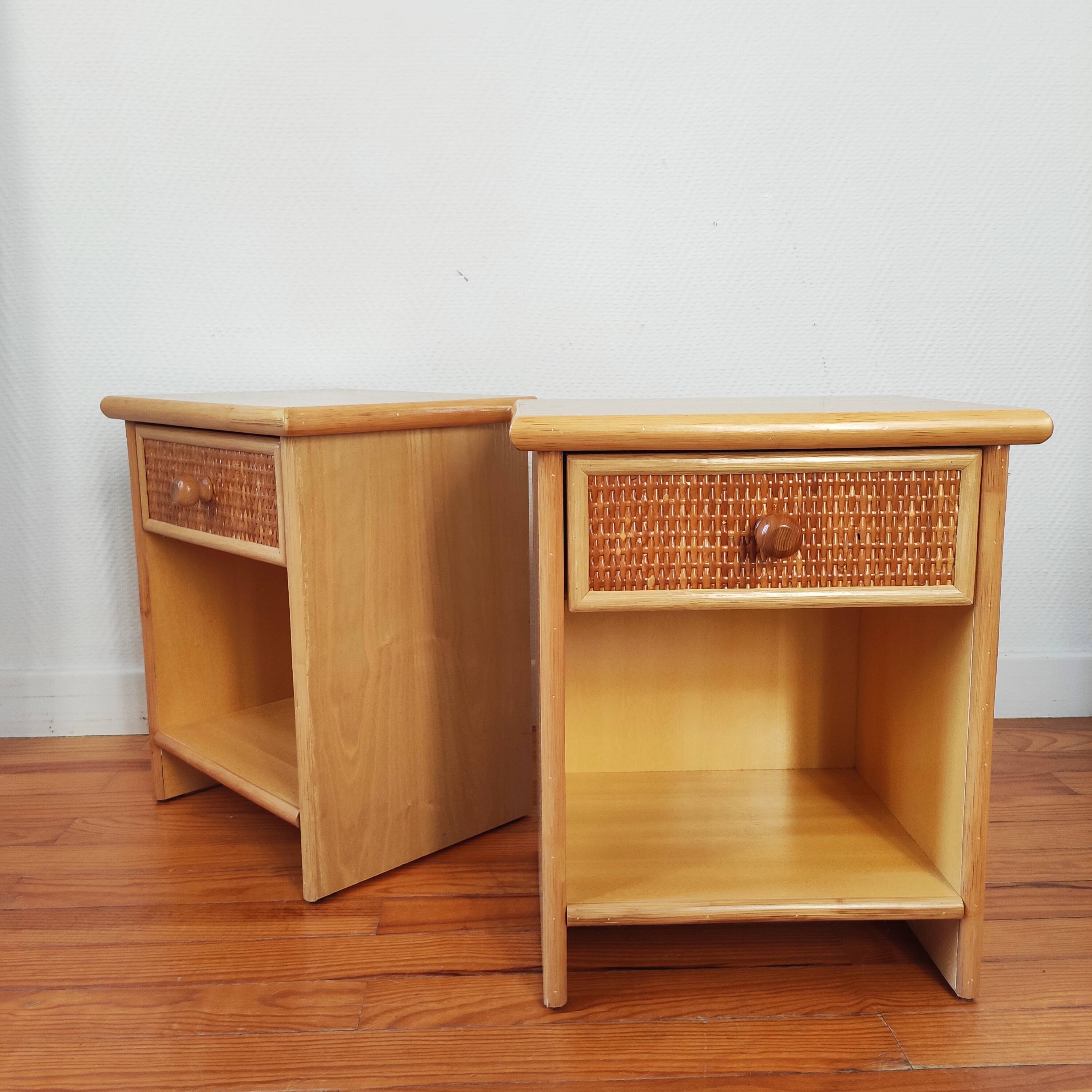 Pair of vintage bedside tables in wood and rattan.