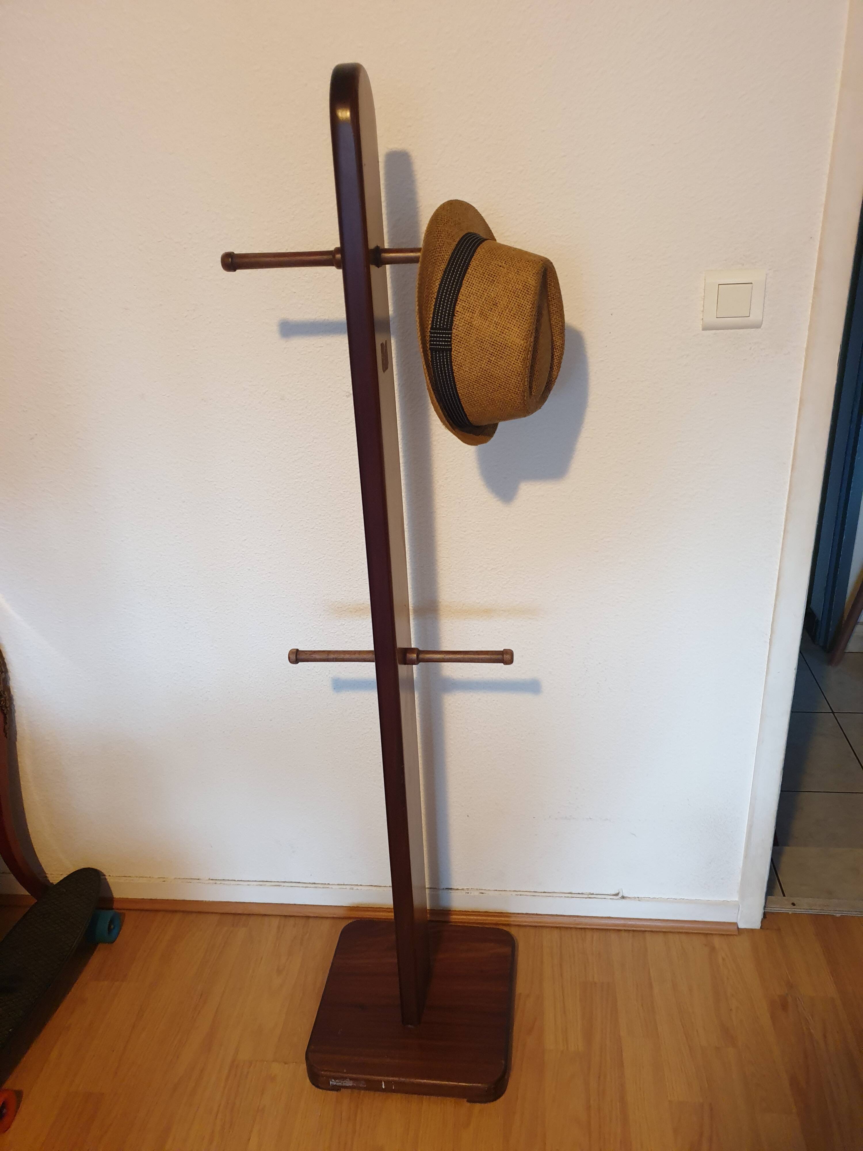 Porte manteau totem années 60