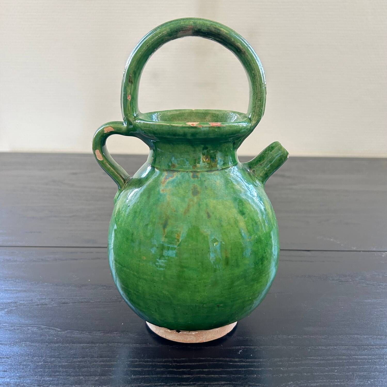 Ancient green gargoulette