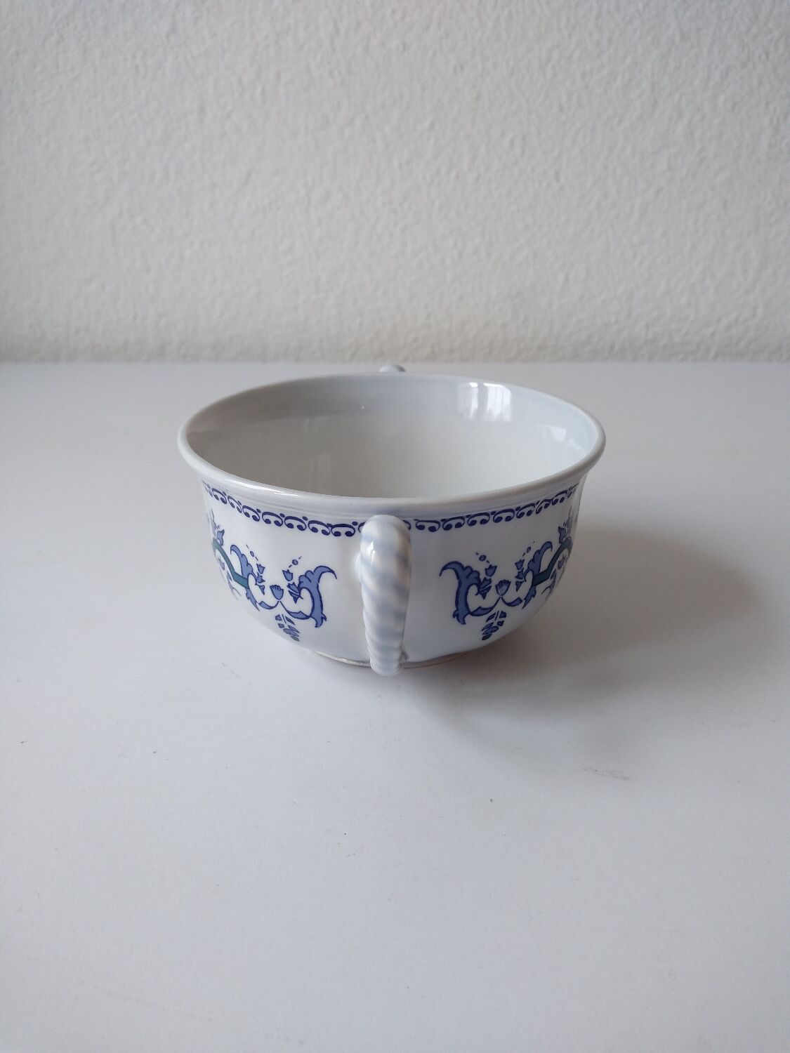 Set of 4 large cups with sky blue handles with Royal navy blue decoration signed salins Ségur ceramic France