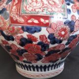 Pair of Imari Japan vases late 19th early 20th