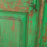 Armoire ancienne en bois vert