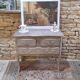 Commode sauteuse