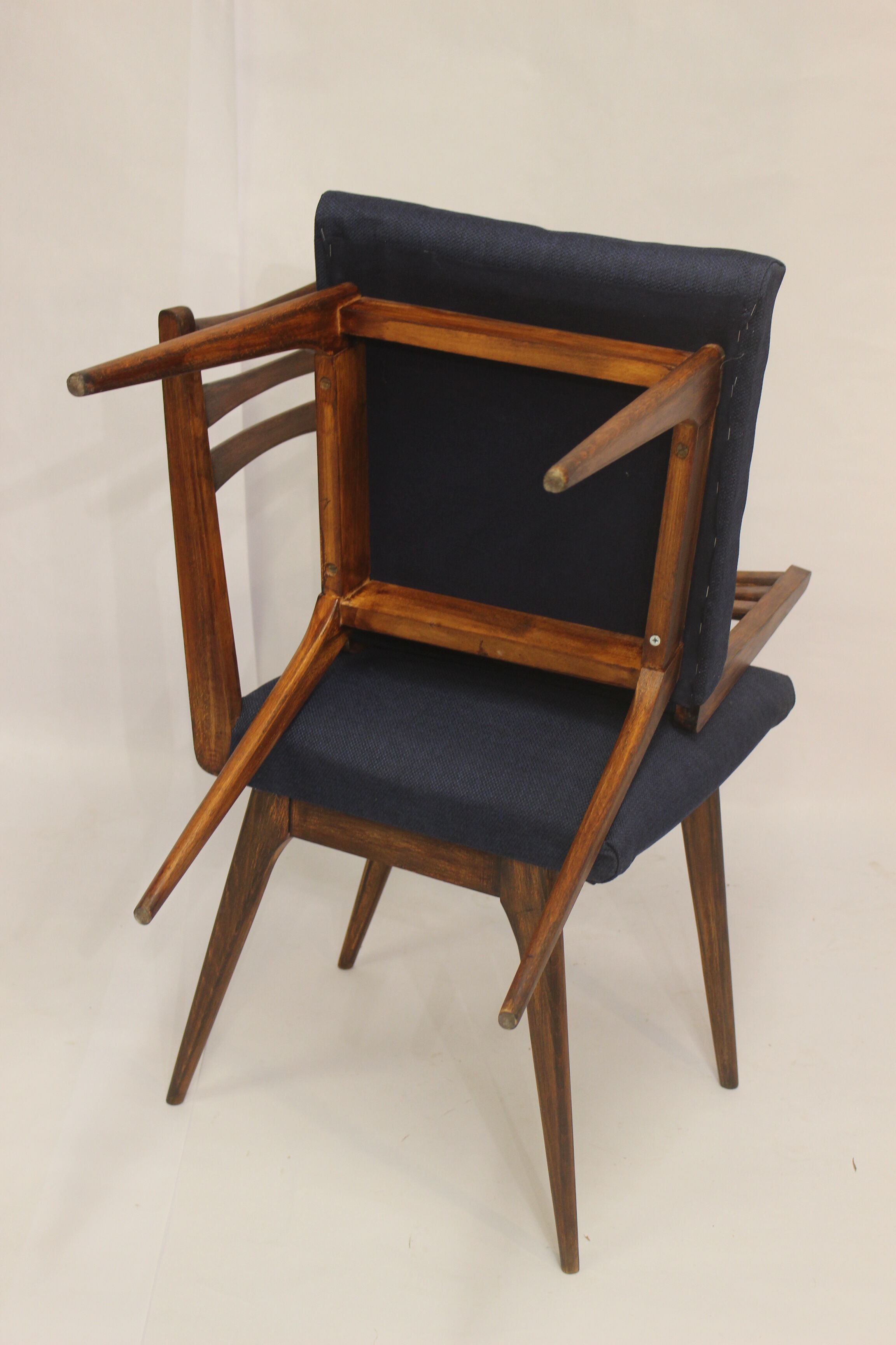 Pair of Scandinavian chairs seated night blue fabric restored, year 60.