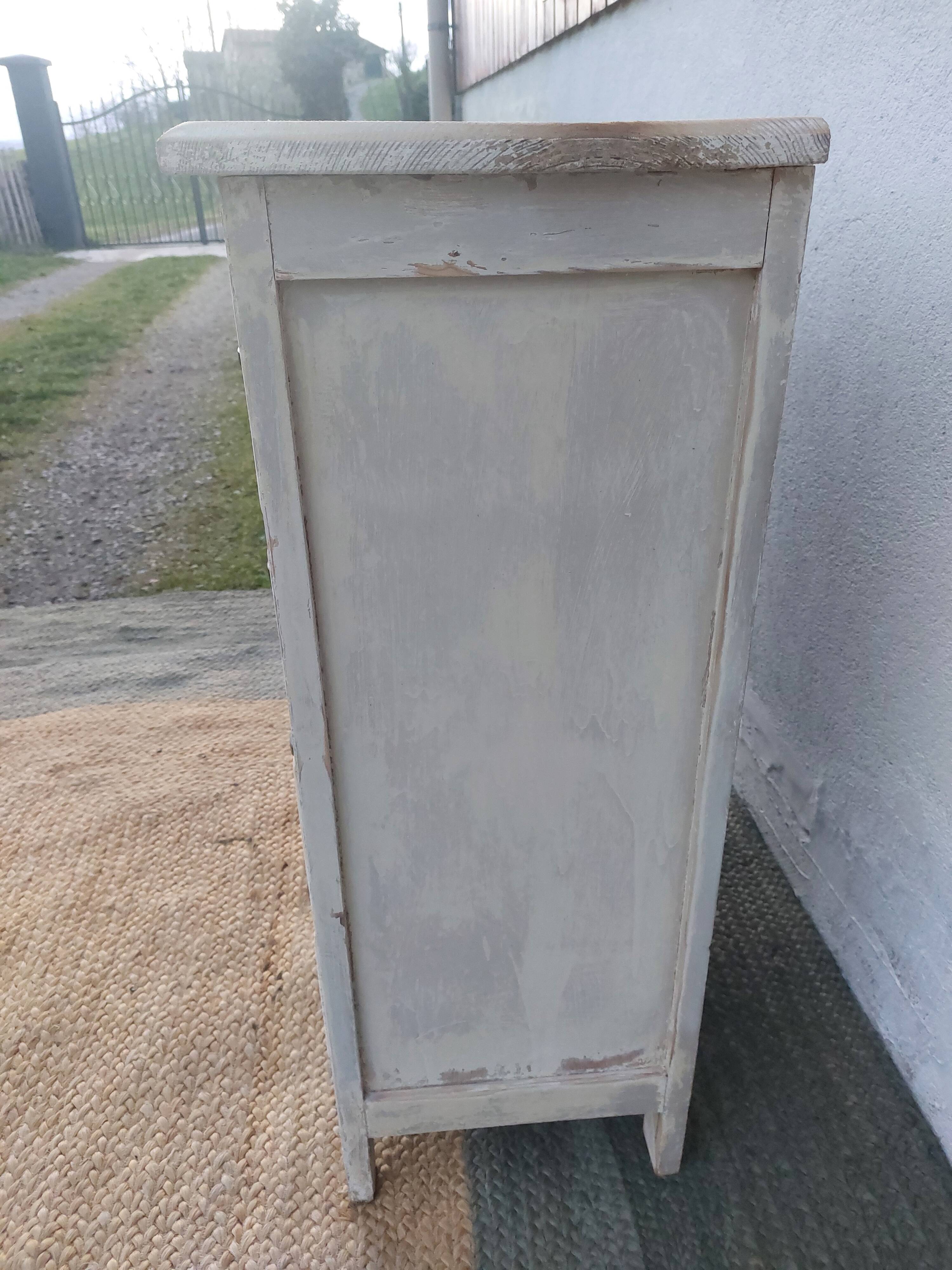 Parisian buffet, chippy paint effect