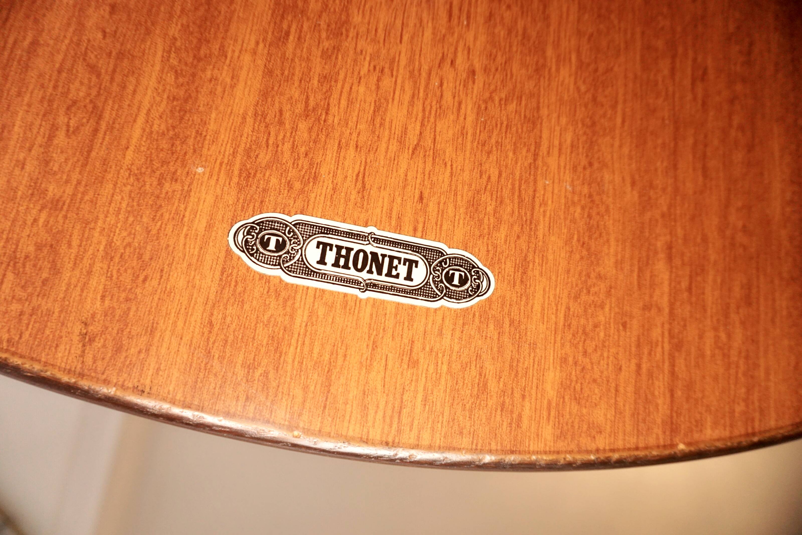 Thonet round table with 2 extensions