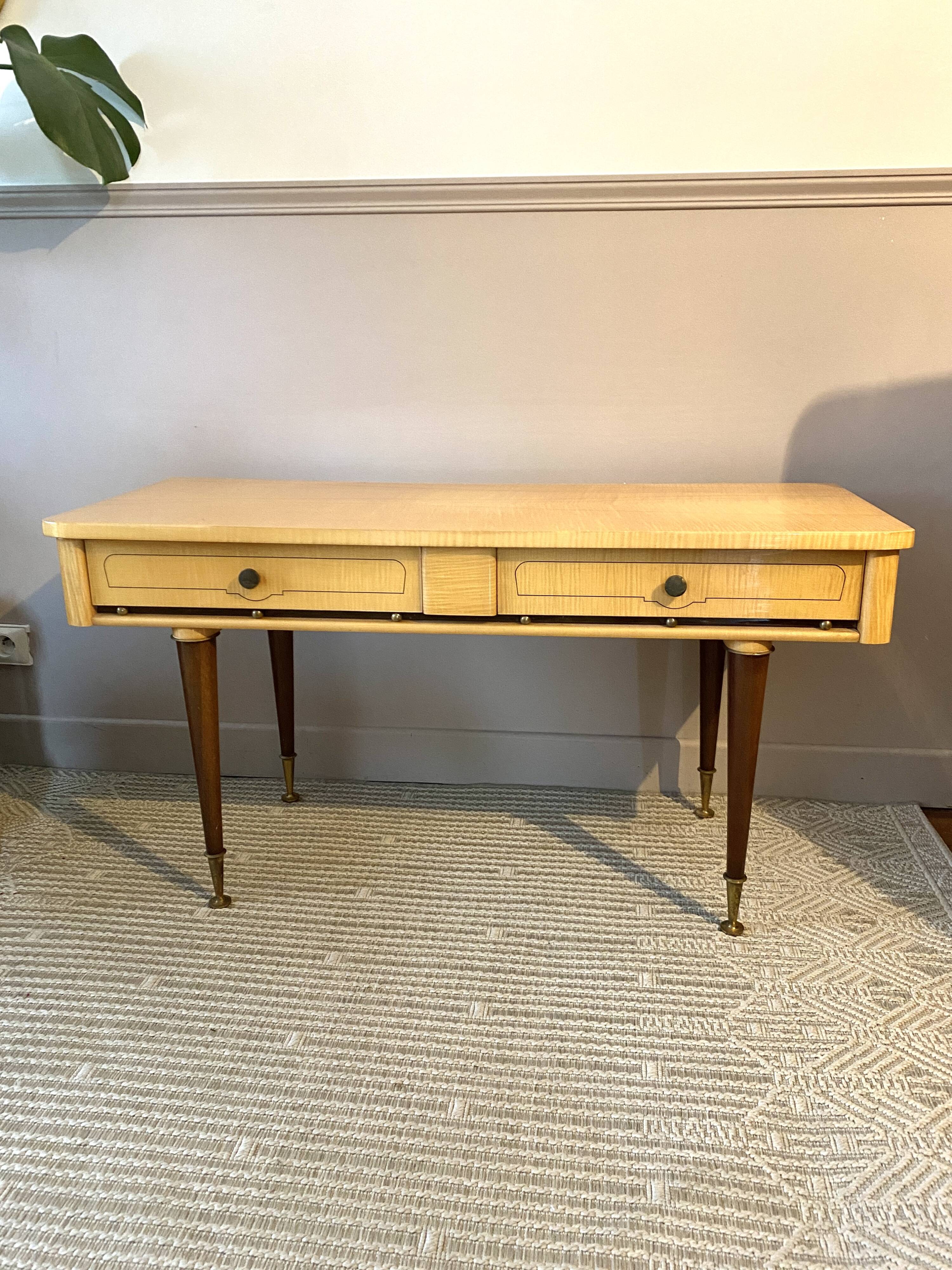 Dressing table in a vintage mirror triptych