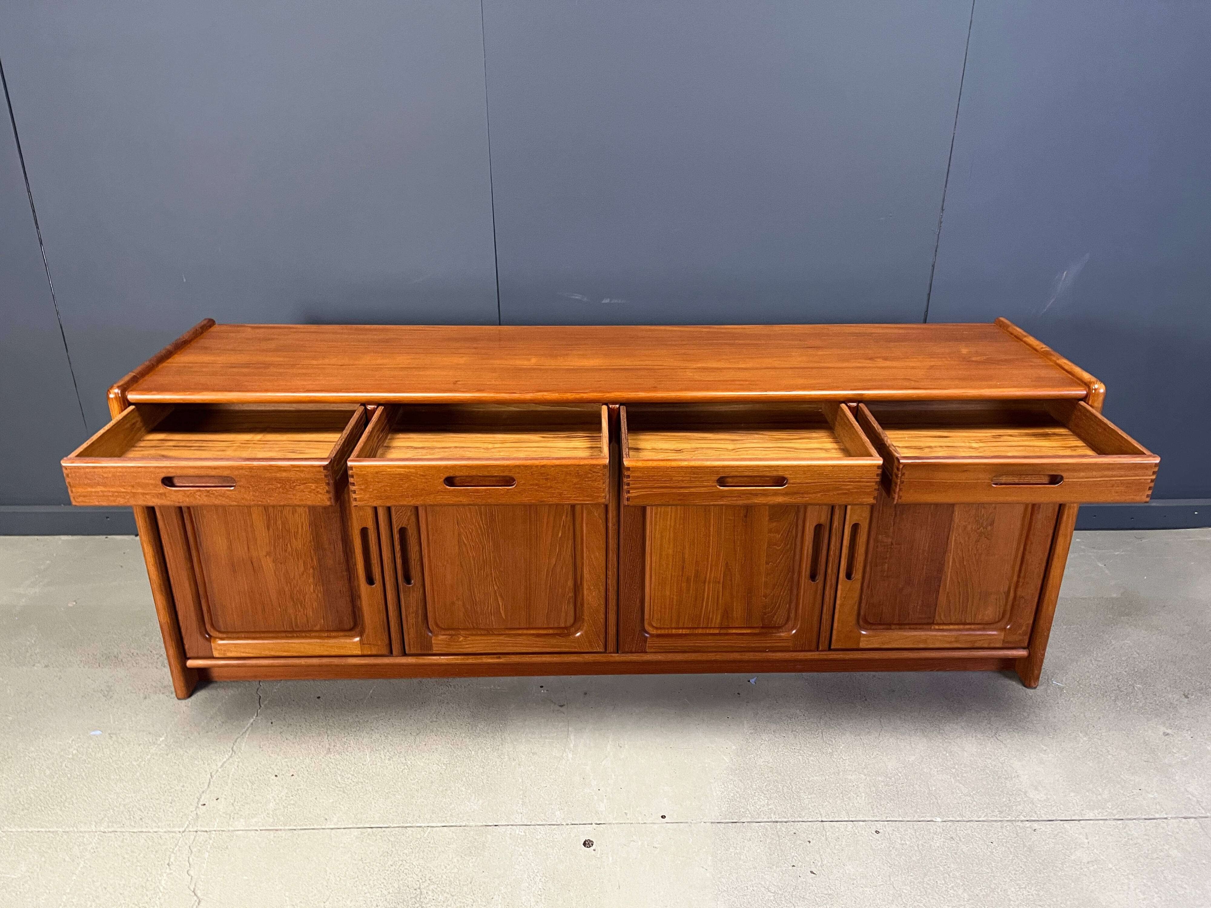 Mid-century Scandinavian credenza by Dyrlund, 1960s