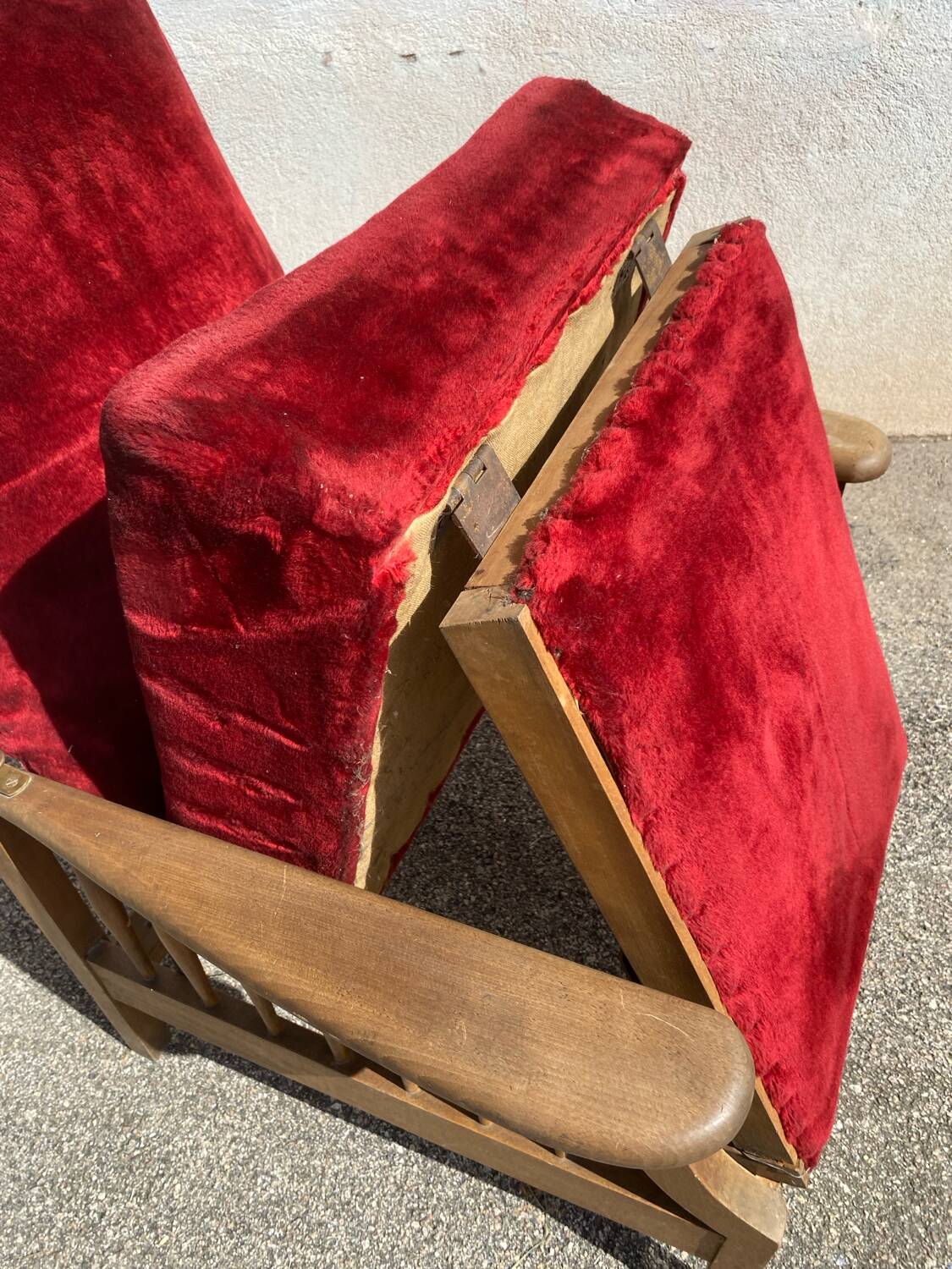 Morris velvet armchair