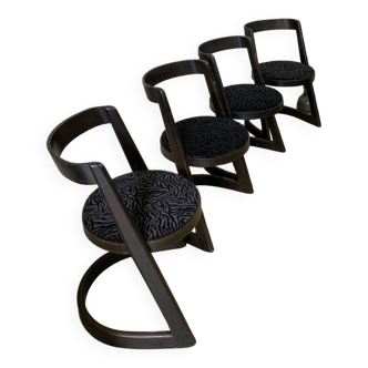 Suite de 4 chaises Halfa Baumann