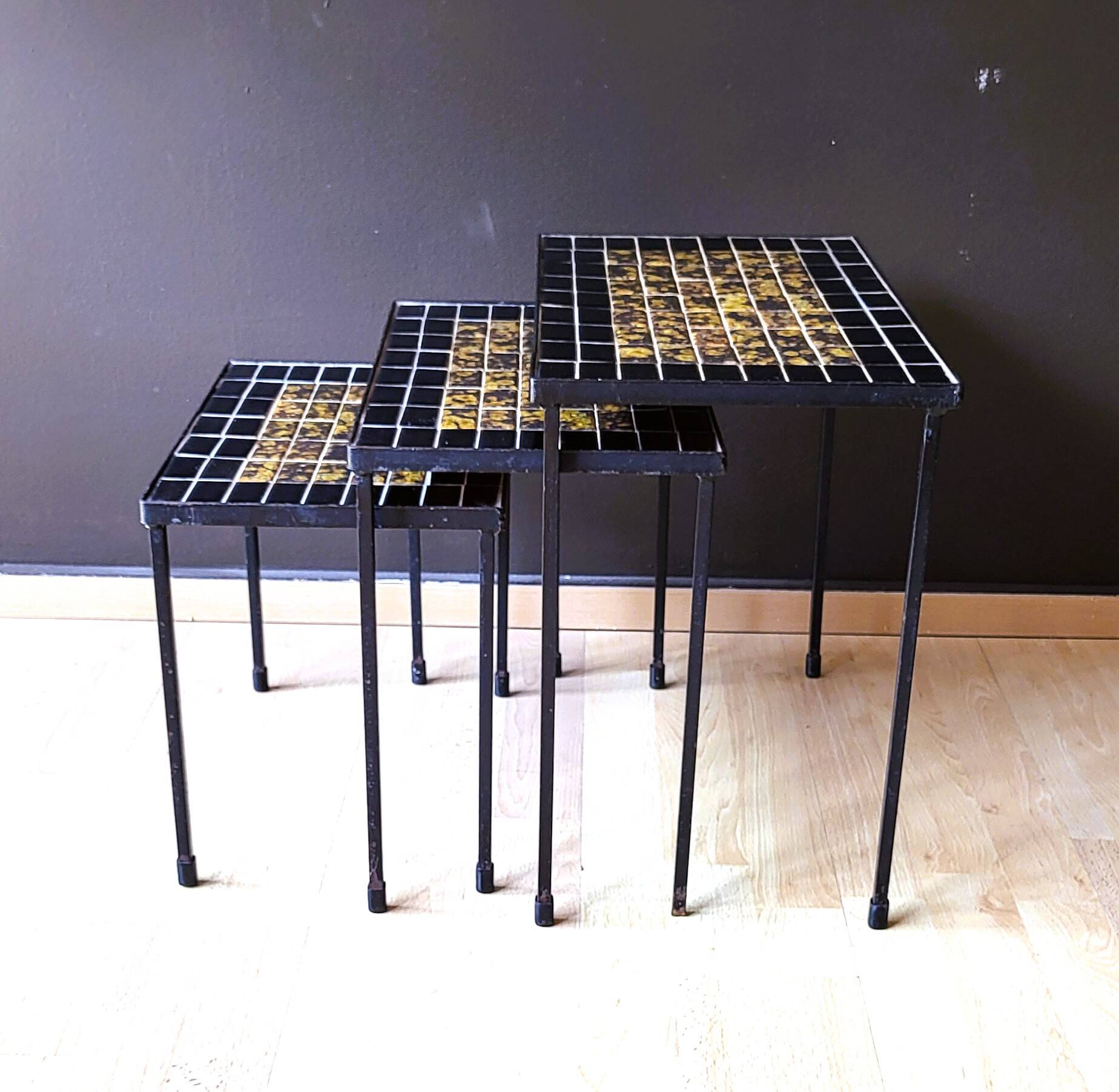 Vintage 70s ceramic nesting tables