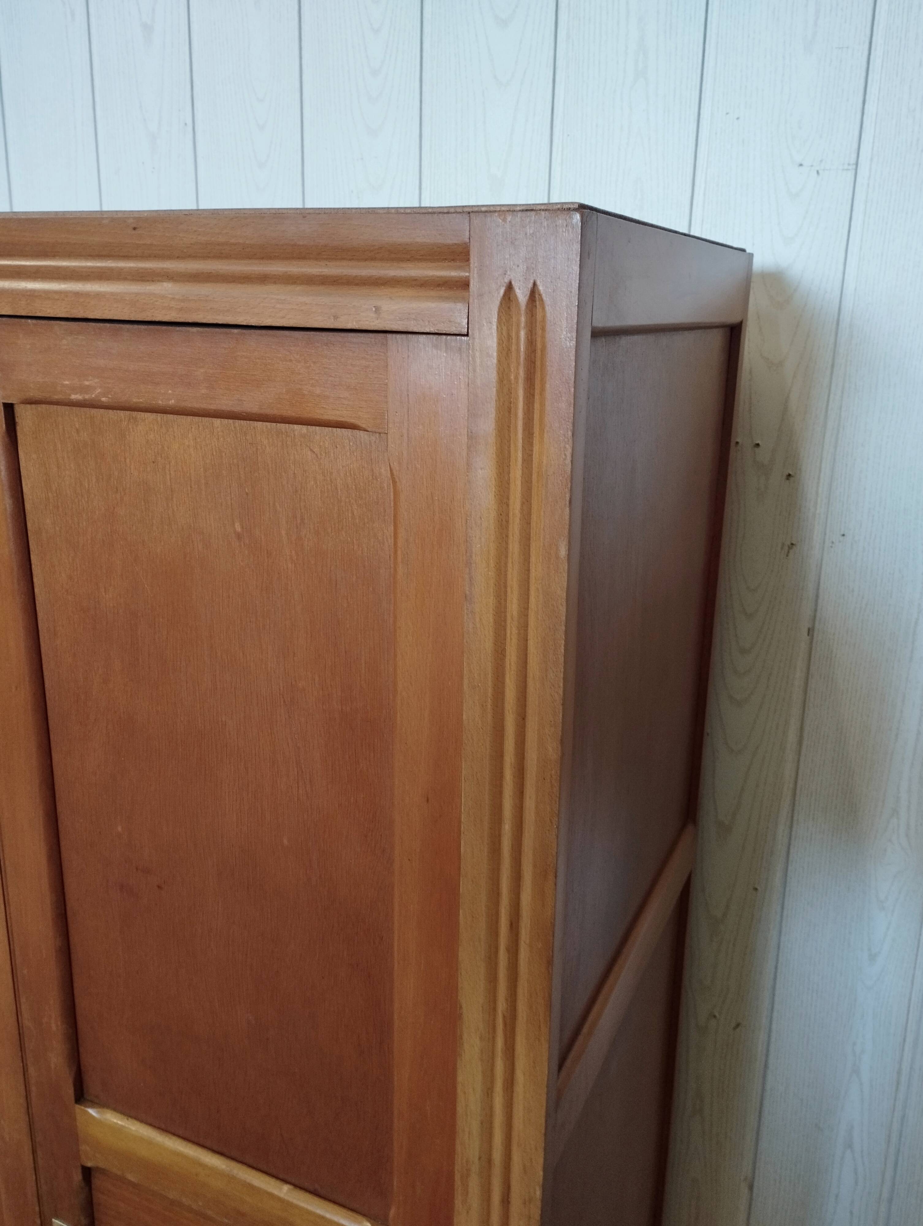 Vintage wardrobe Parisian style