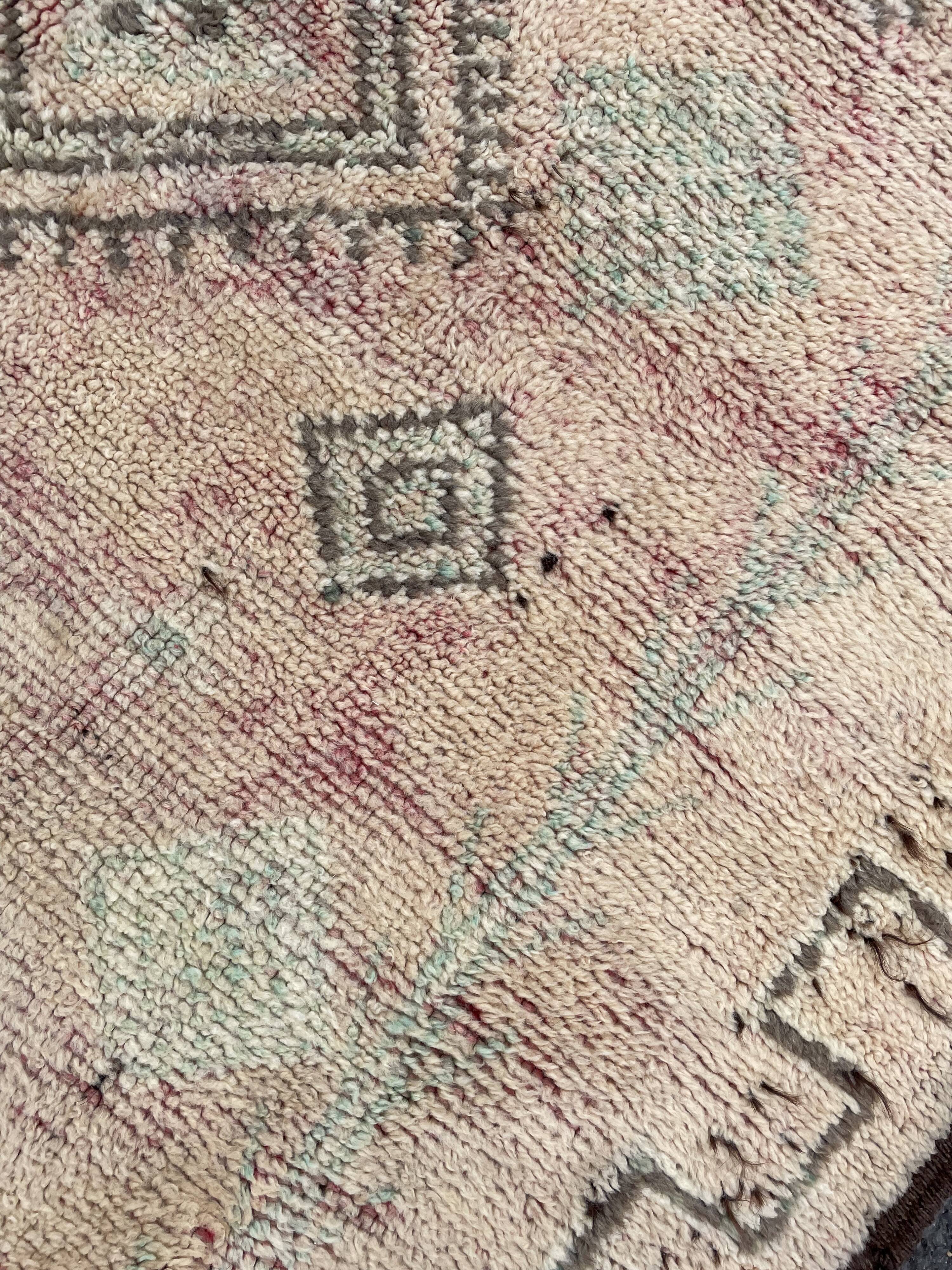 Old boujaad berber carpet 155x290 cm