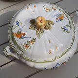 Mufraqqi soup tureen from Moustier