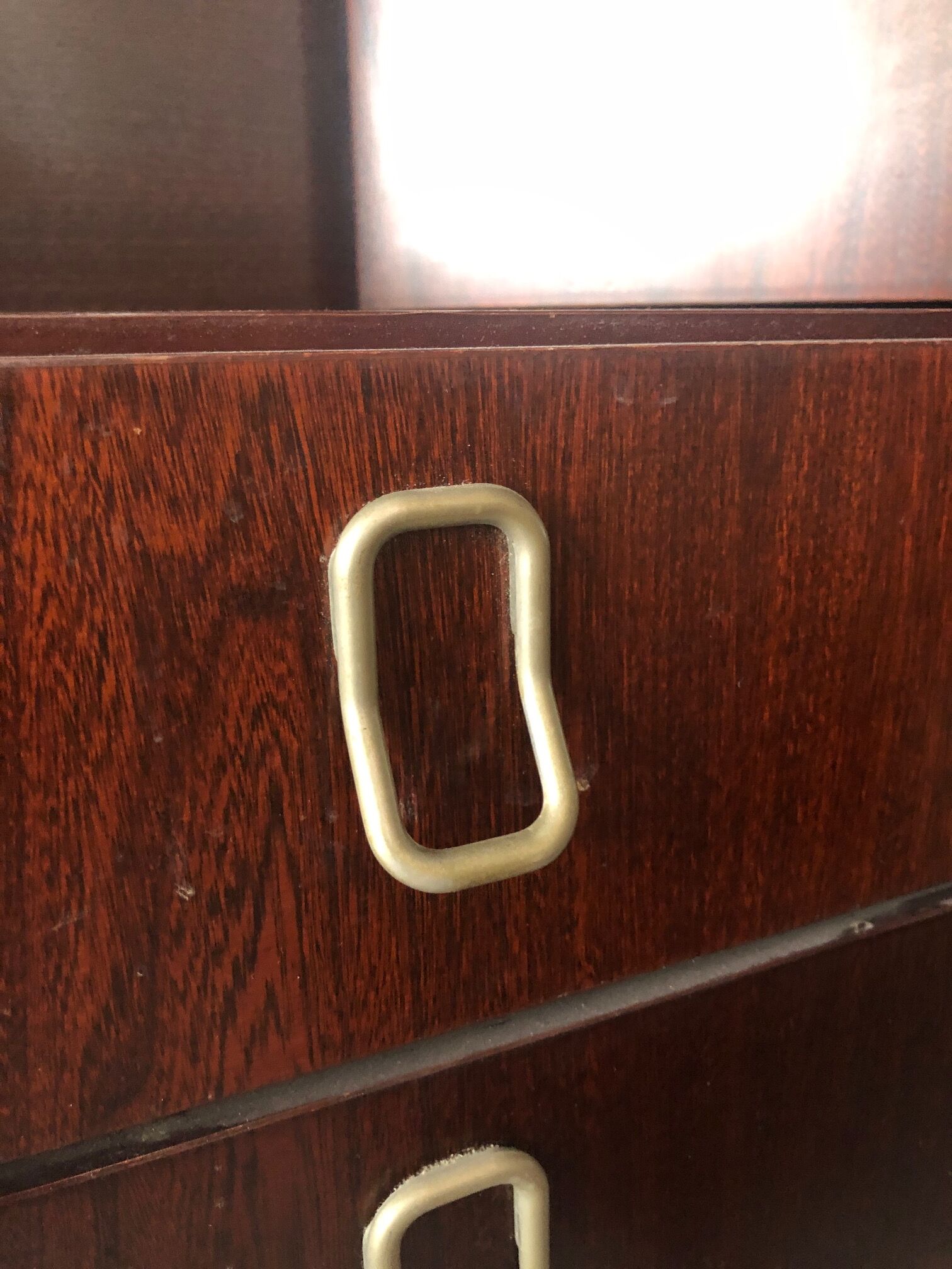 Hairdresser with triptych mirror and stool