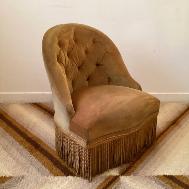 Vintage toad armchair
