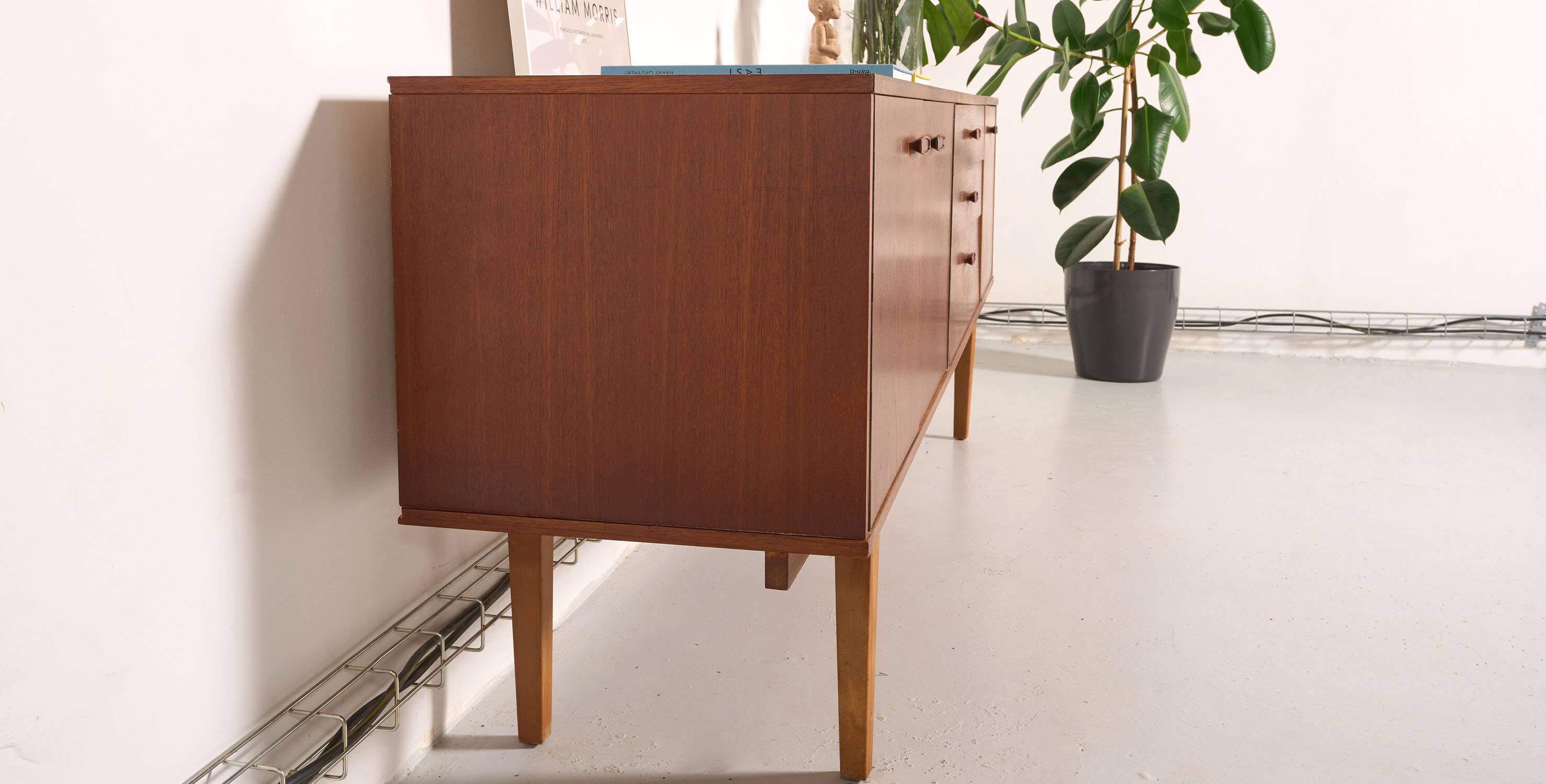 Avalon Yatton vintage sideboard, Scandinavian style L203cm