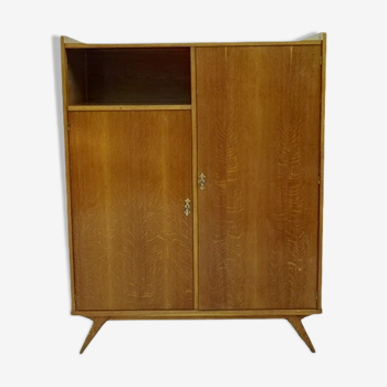 Armoire penderie des 1950 avec pieds compas