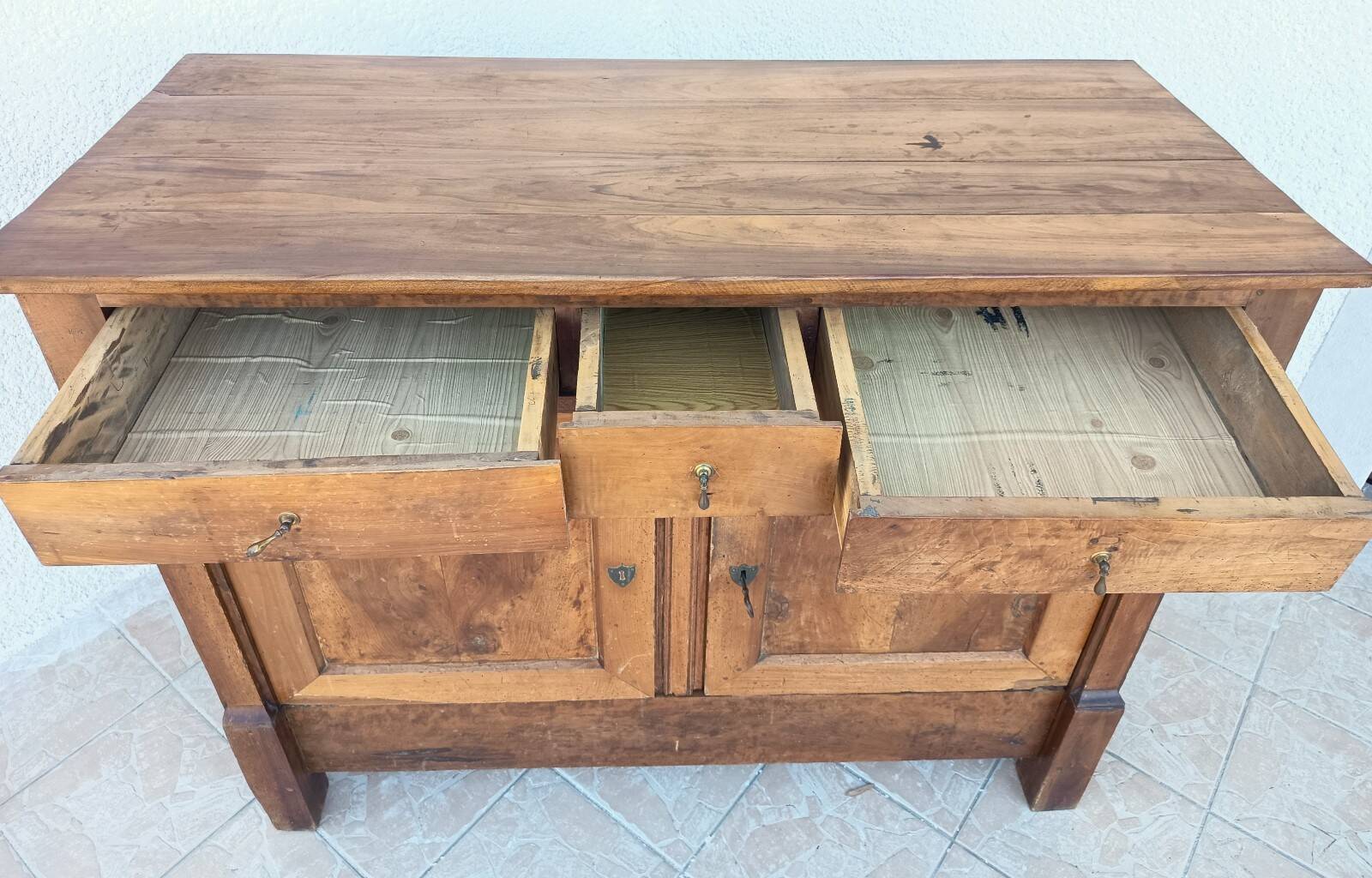 Empire-style buffet in cherry wood