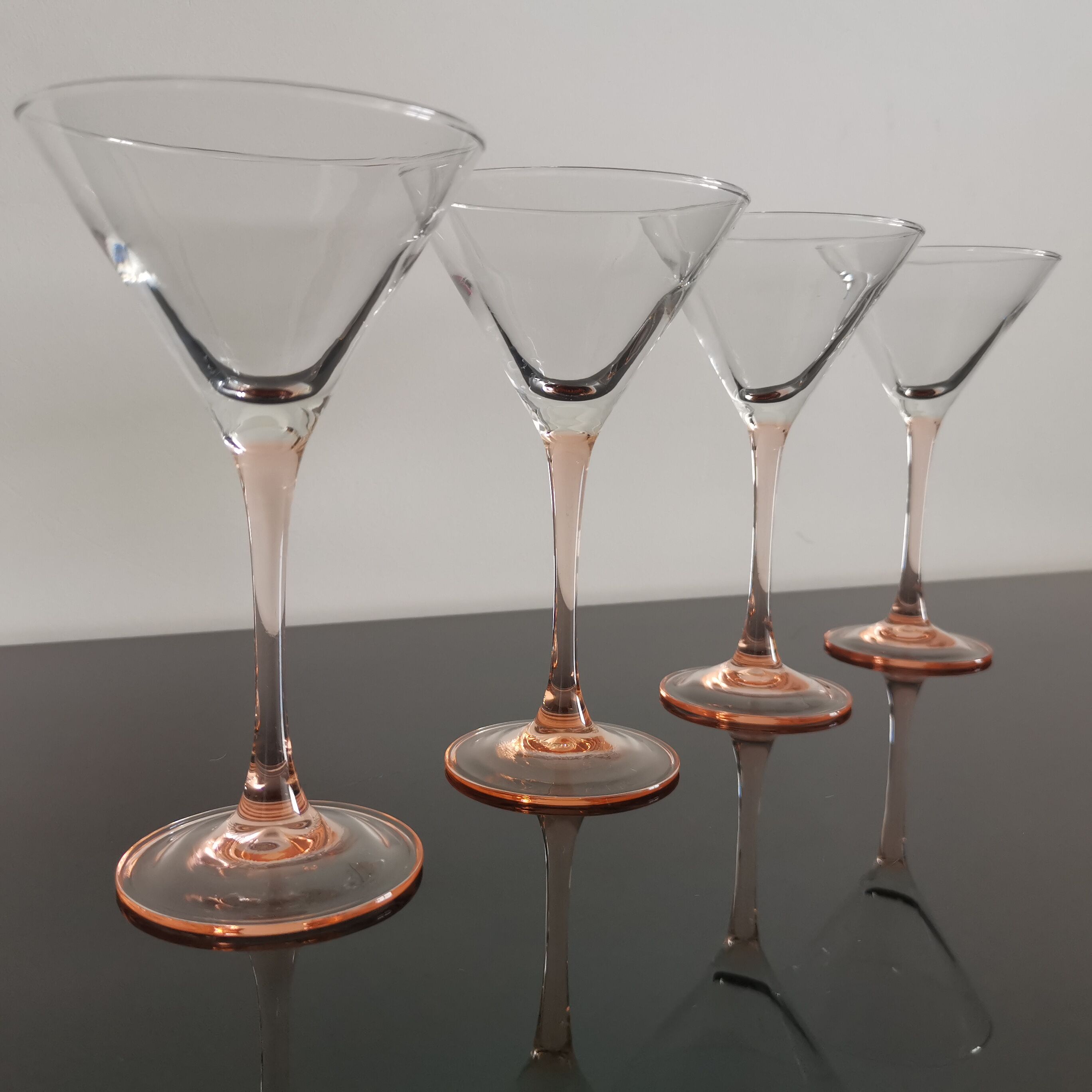 4 verres à cocktail Luminarc pieds rose