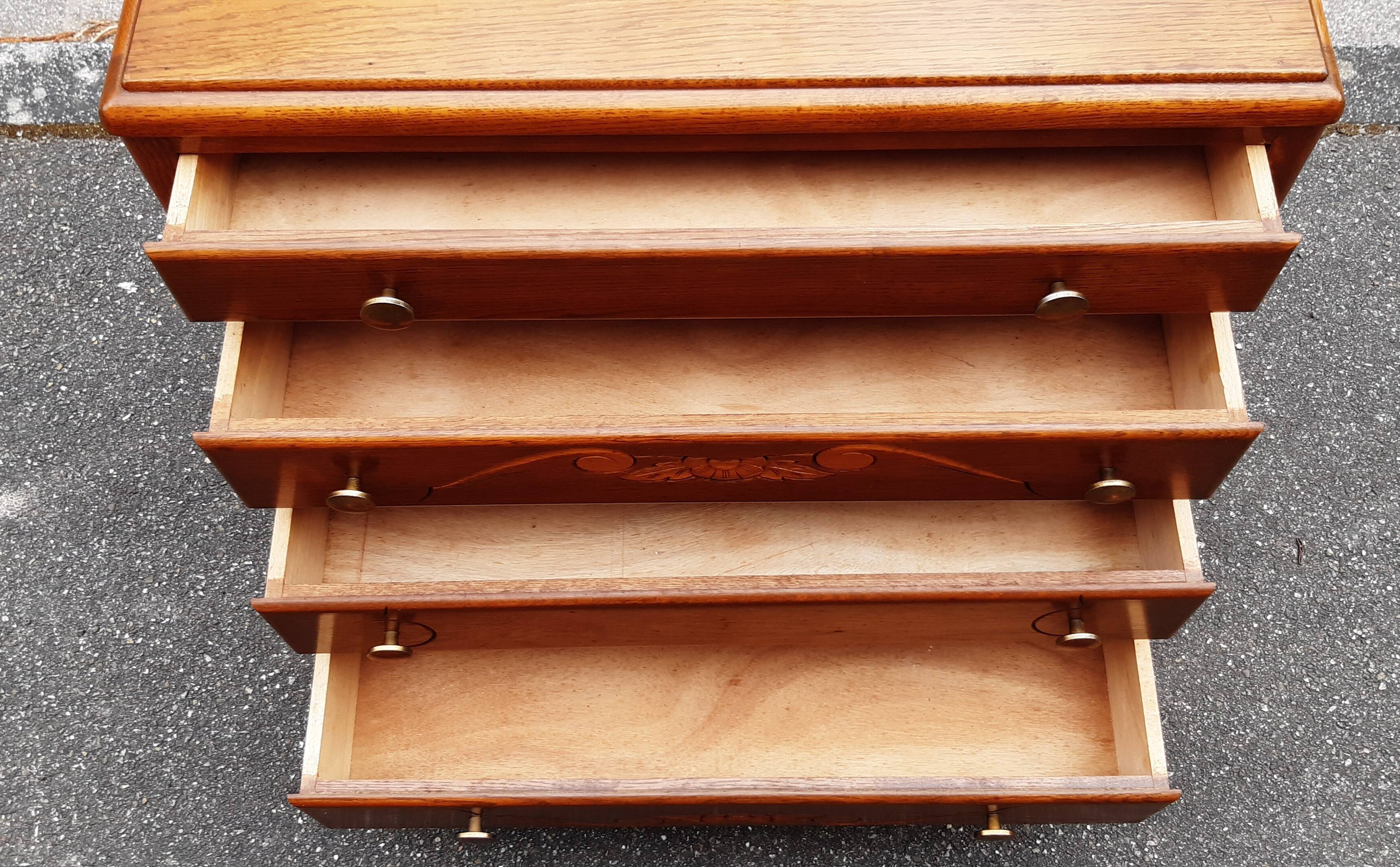 Art Deco chest of drawers in gilded oak
