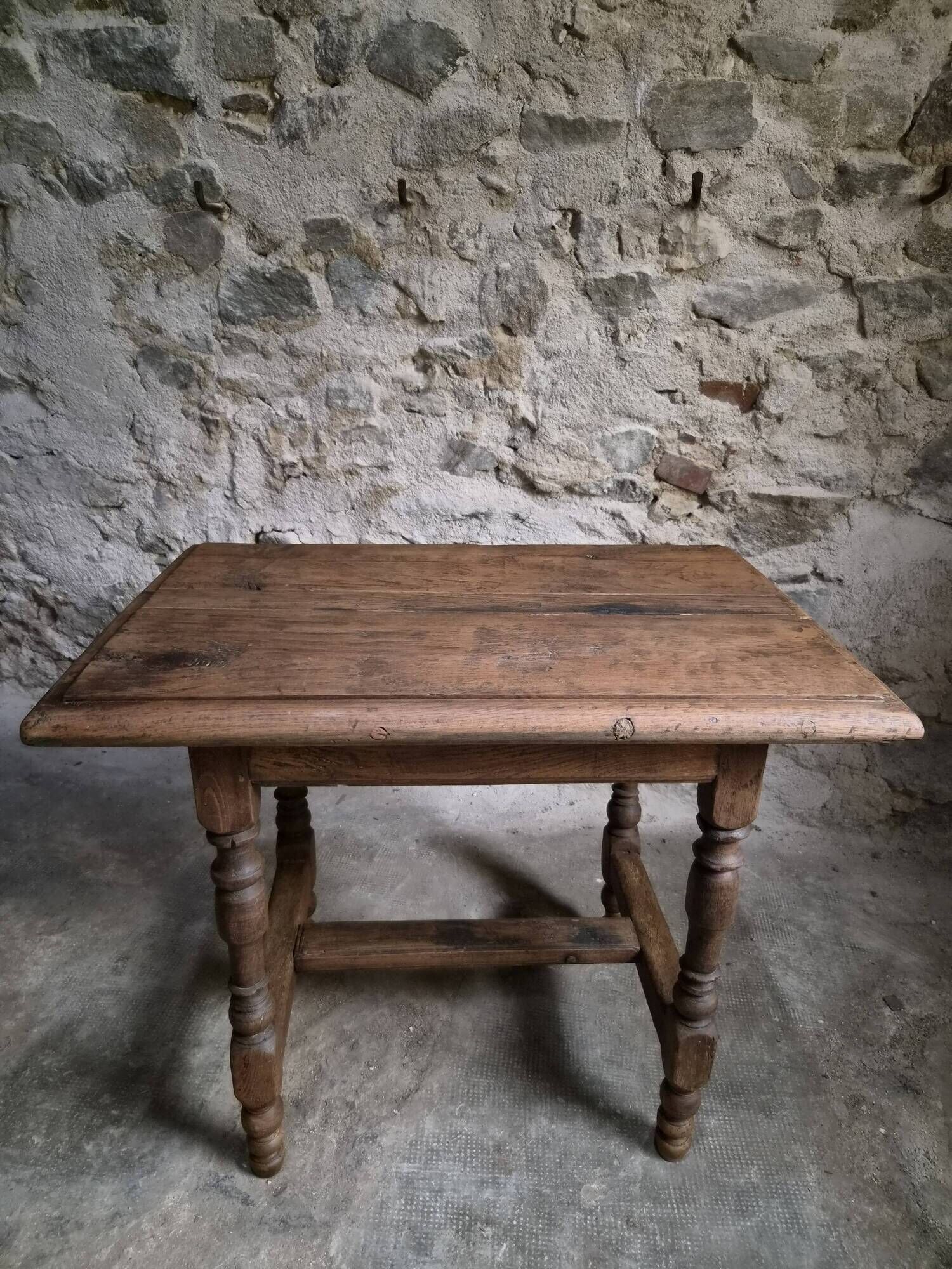 18th-century oak table / Small desk – Rustic French country table