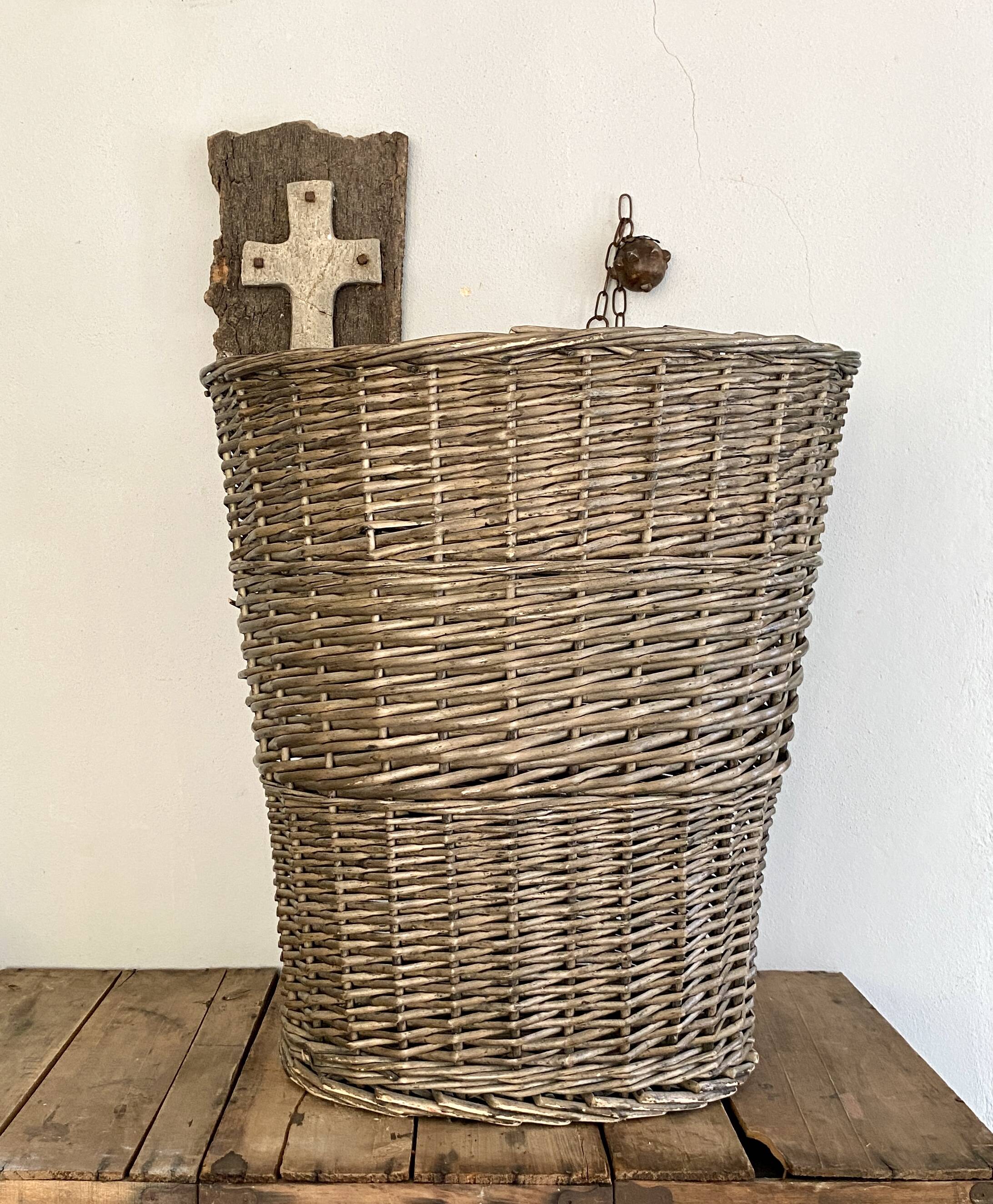 XXL 57cm grey wicker basket