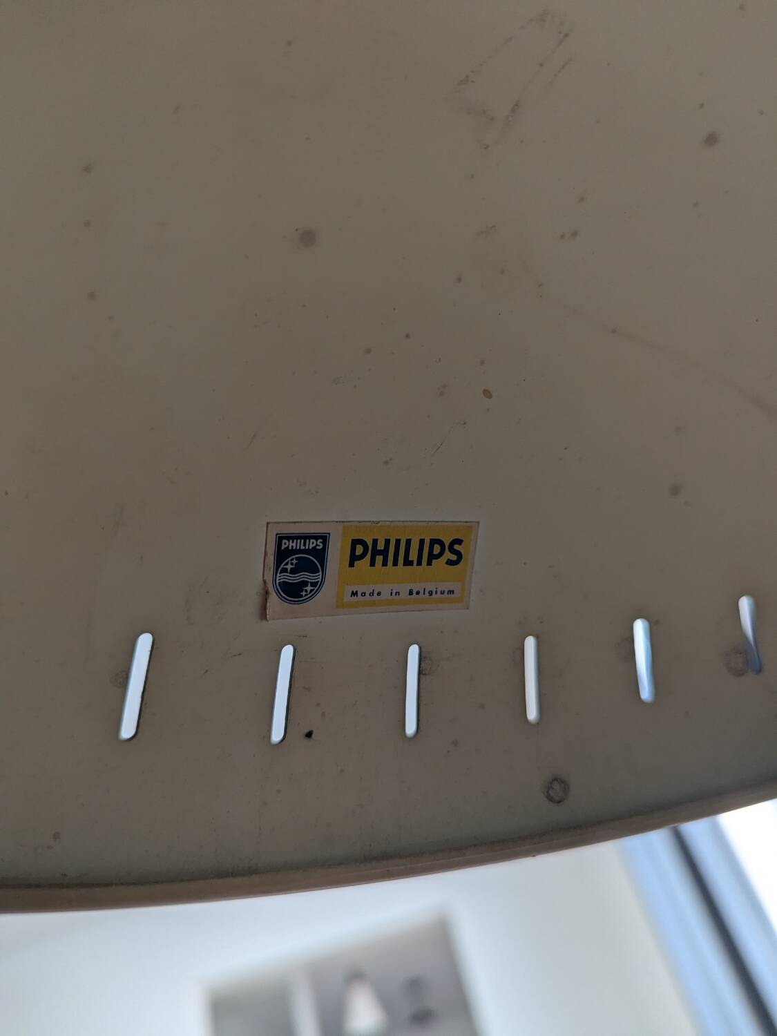 Evoluon saucer-shaped desk lamp by Louis Kalff for Philips, green