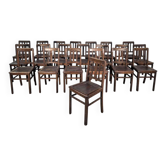 Ensemble de 21 chaises de café en hêtre