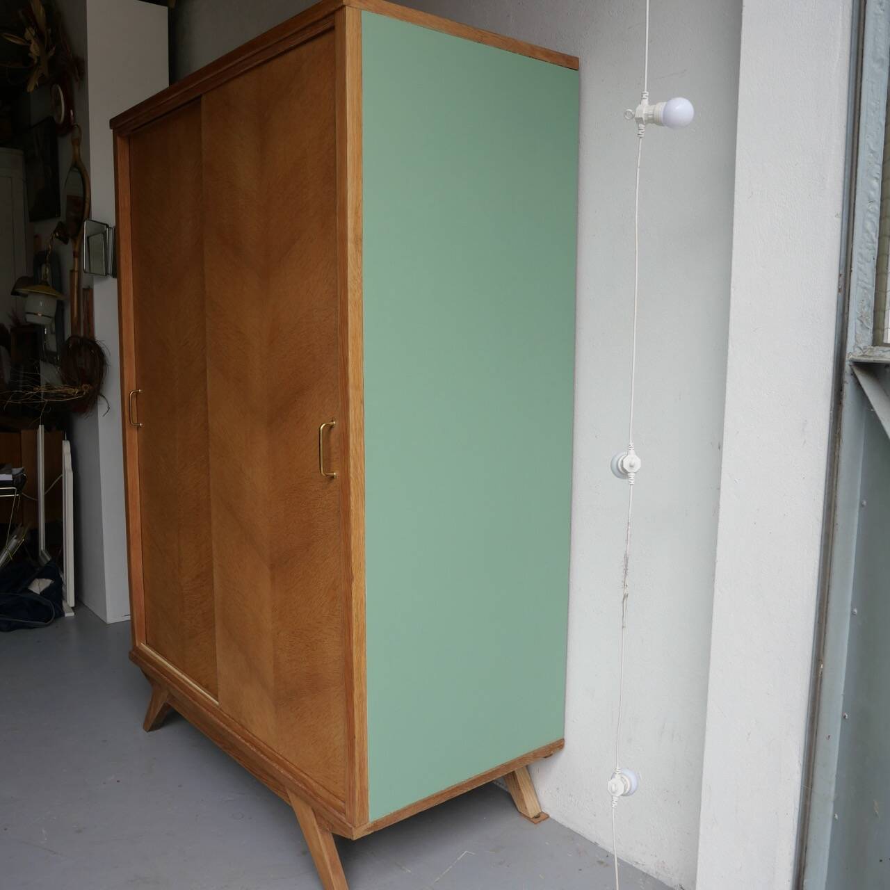 Armoire vintage portes coulissantes