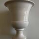 Vase Medicis Jean Roger en terre blanche