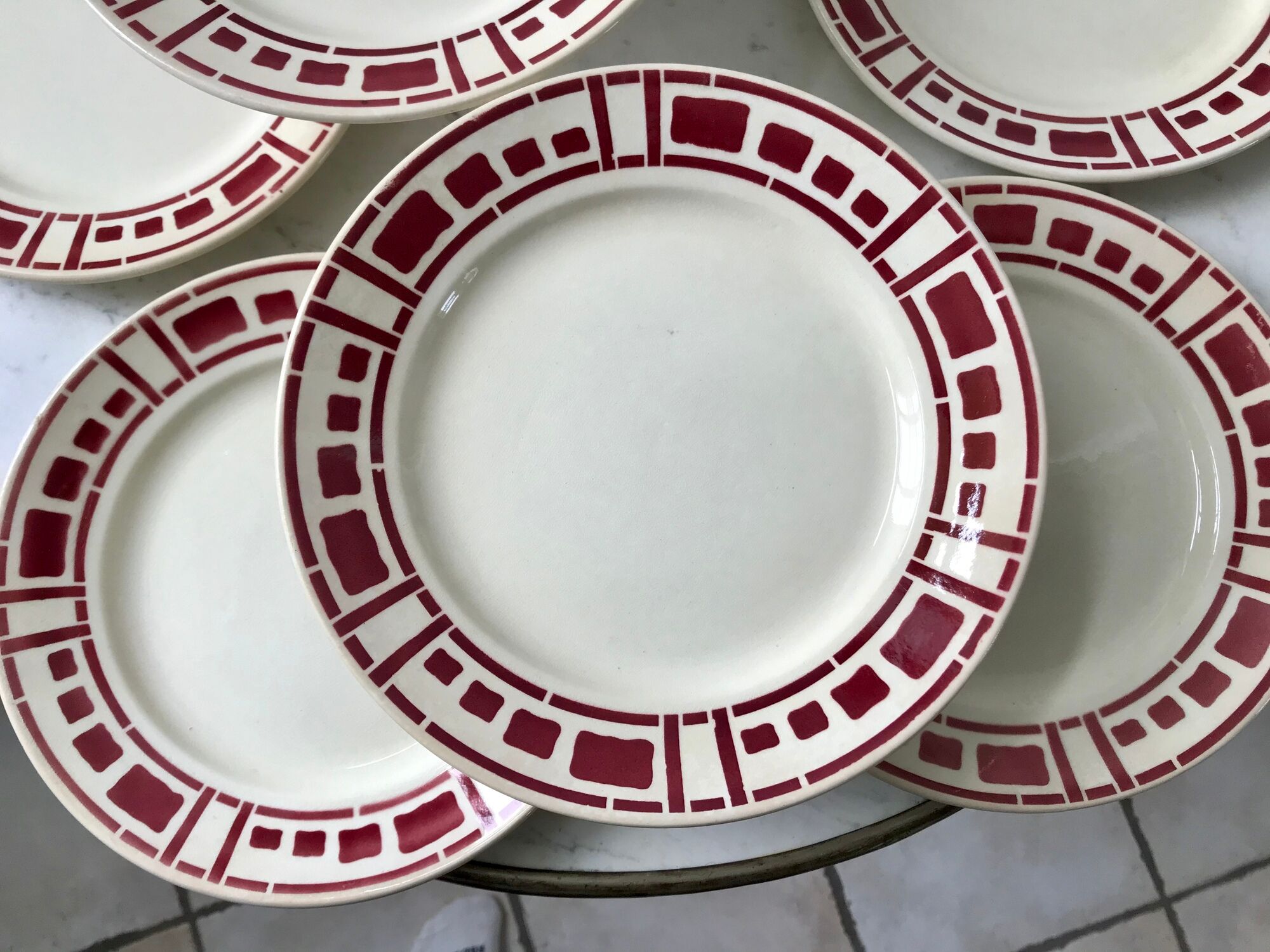Lot de 7 assiettes plates Badonviller modèle "Barbizon" années 30