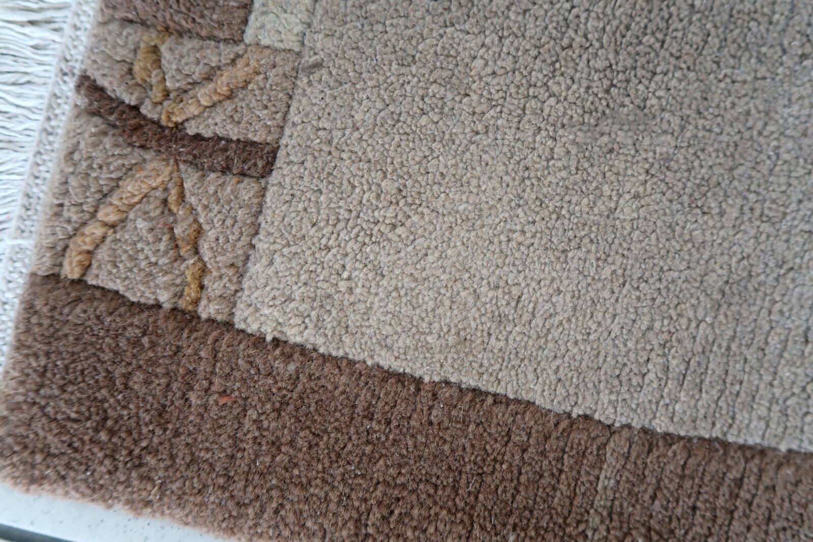 Tapis Vintage Khaden Tibétain en Laine (74cm x 139cm), Années 1970, Éléganc