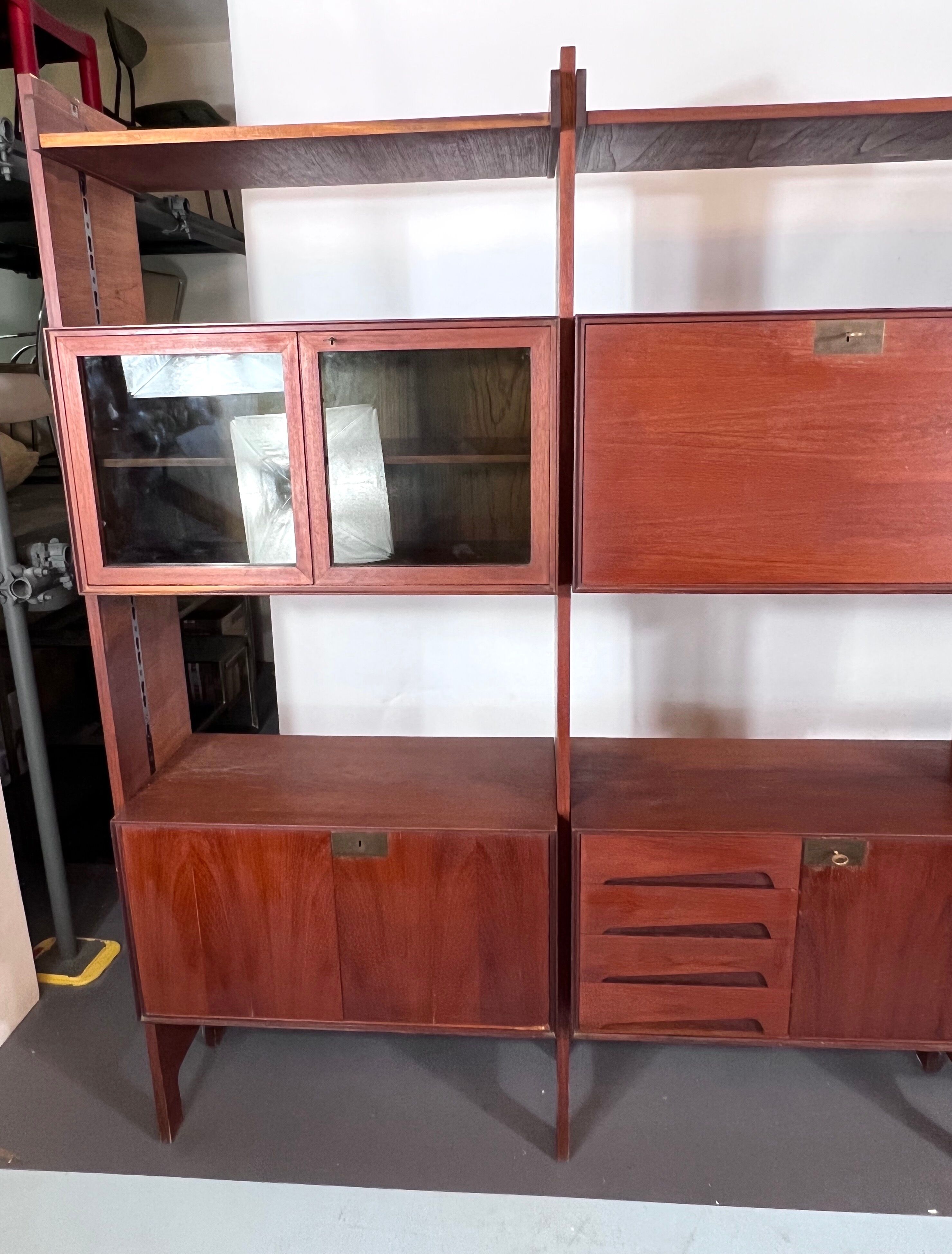 Mid-Century Modular Bookcase by Edmondo Palutari for Dassi, Italy, 1950s