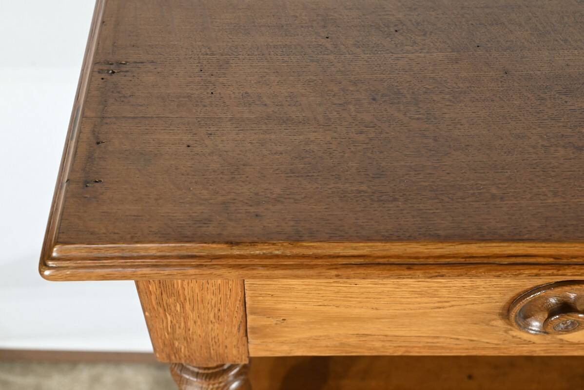 Desserte à hauteur d’appui, console en chêne, style Louis Philippe, 2ème partie du XIXème s.